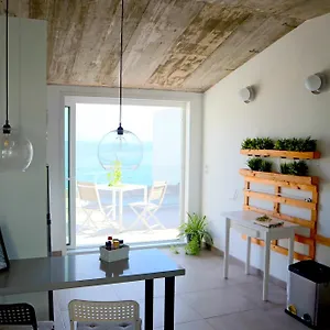  Apartamento Durmiendo Sobre El Mar, Vivienda Riscos España